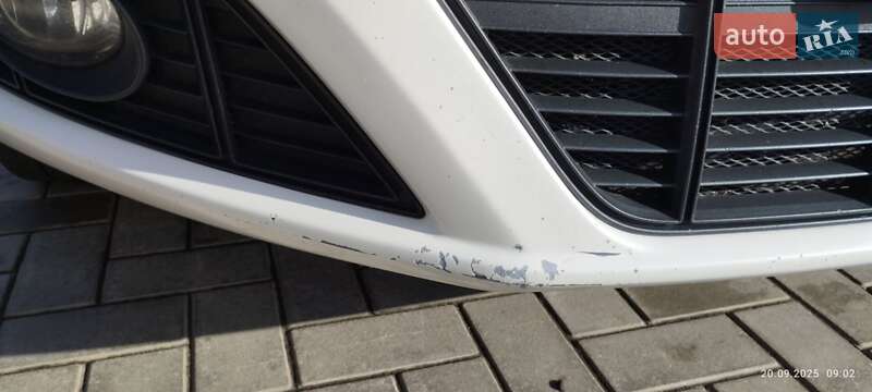 Мінівен SEAT Alhambra 2014 в Чигирину