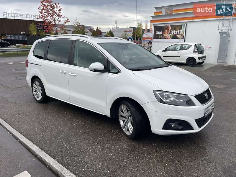 Мінівен SEAT Alhambra 2015 в  фото Мінівен SEAT Alhambra 2015 в