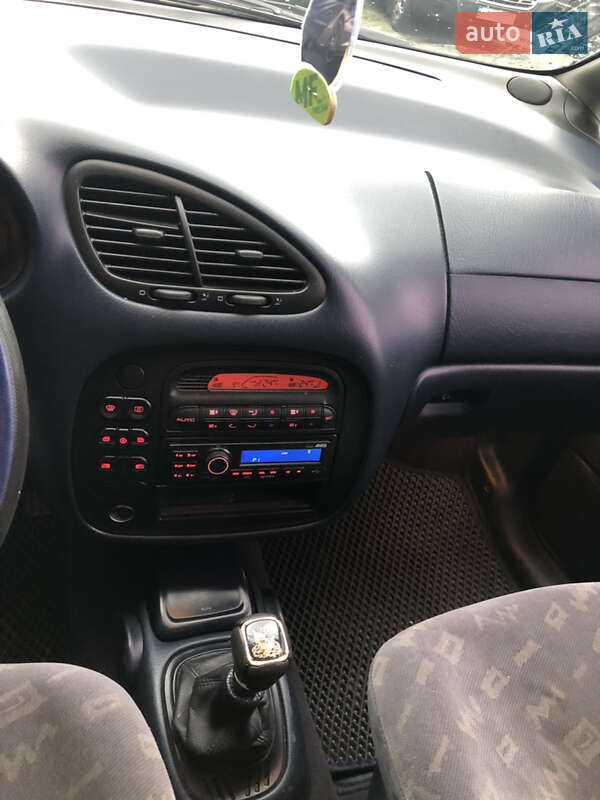 Минивэн SEAT Alhambra 1999 в Луцке фото 5 Минивэн SEAT Alhambra 1999 в Луцке