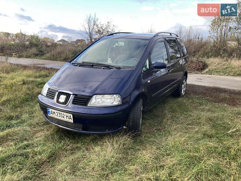 Минивэн SEAT Alhambra 2001 в Житомире