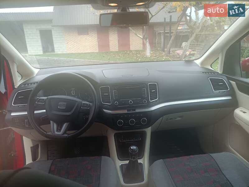 Мінівен SEAT Alhambra 2013 в Камені-Каширському