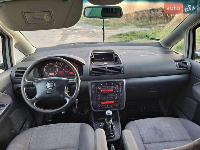 Мінівен SEAT Alhambra 2003 в Рівному фото 5 Мінівен SEAT Alhambra 2003 в Рівному