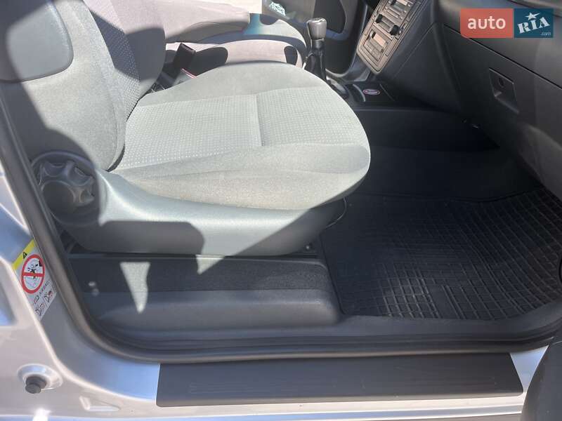 Мінівен SEAT Alhambra 2010 в Волочиську фото 14 Мінівен SEAT Alhambra 2010 в Волочиську