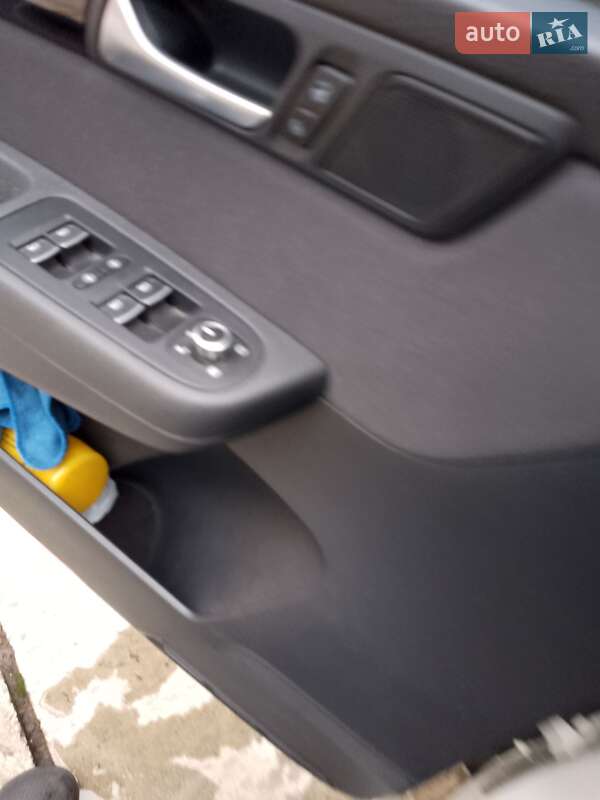 Мінівен SEAT Alhambra 2014 в Виноградові