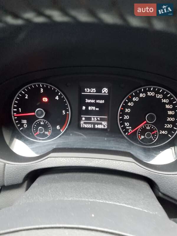 Мінівен SEAT Alhambra 2014 в Виноградові