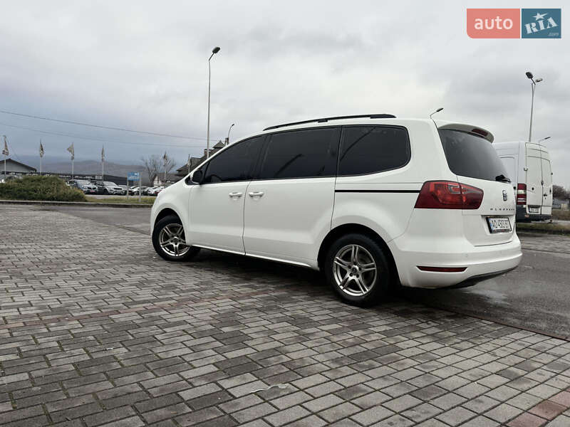 Минивэн SEAT Alhambra 2011 в Тячеве