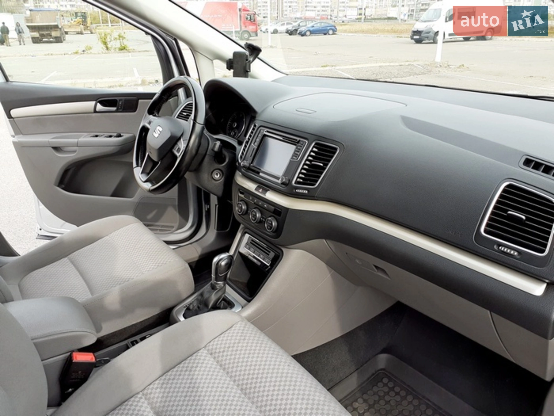 2016 SEAT Alhambra - мініатюра 14
