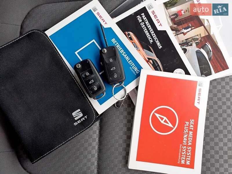 Минивэн SEAT Alhambra 2016 в Киеве