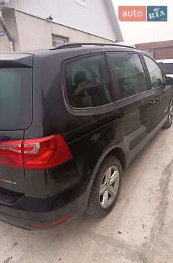 Минивэн SEAT Alhambra 2013 в Глыбокой