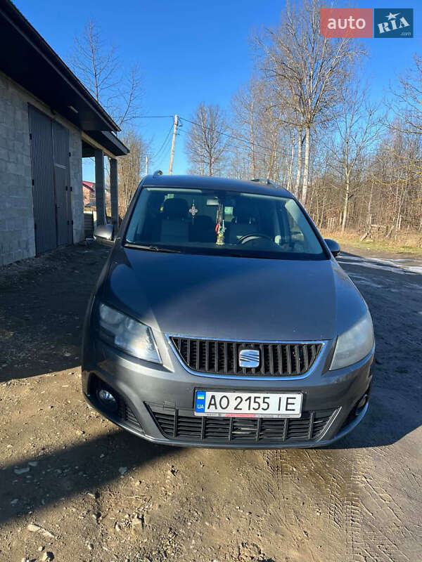 Минивэн SEAT Alhambra 2014 в Тячеве фото Минивэн SEAT Alhambra 2014 в Тячеве