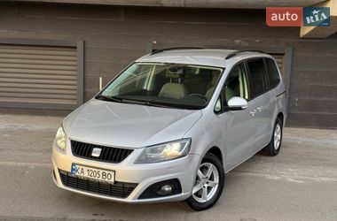 Минивэн SEAT Alhambra 2011 в Киеве