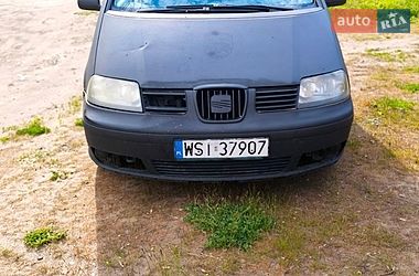 Минивэн SEAT Alhambra 2004 в Славянске