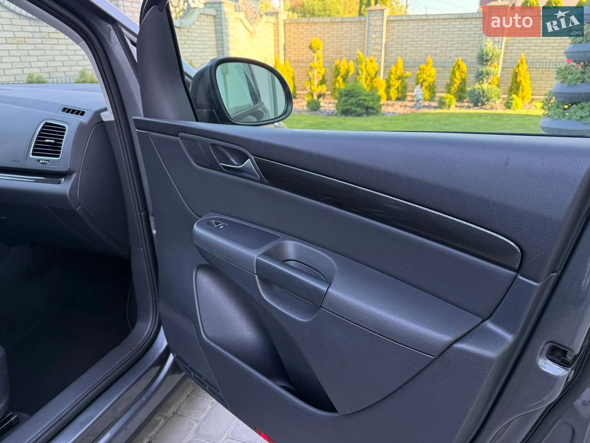 2016 SEAT Alhambra - мініатюра 91