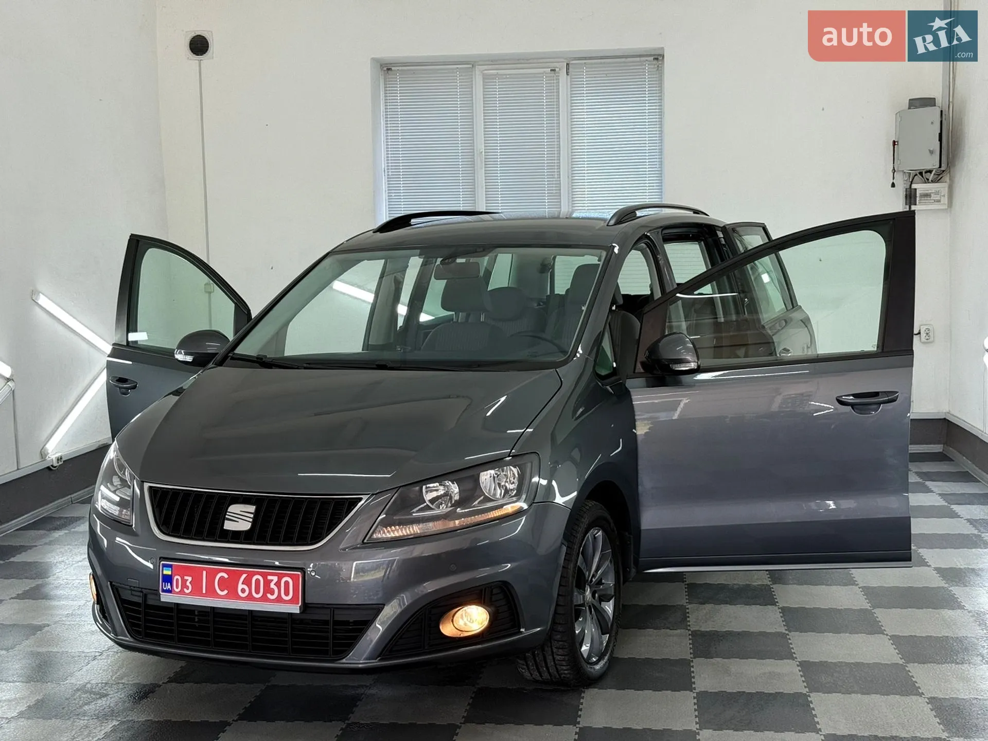 2013 SEAT Alhambra - мініатюра 3