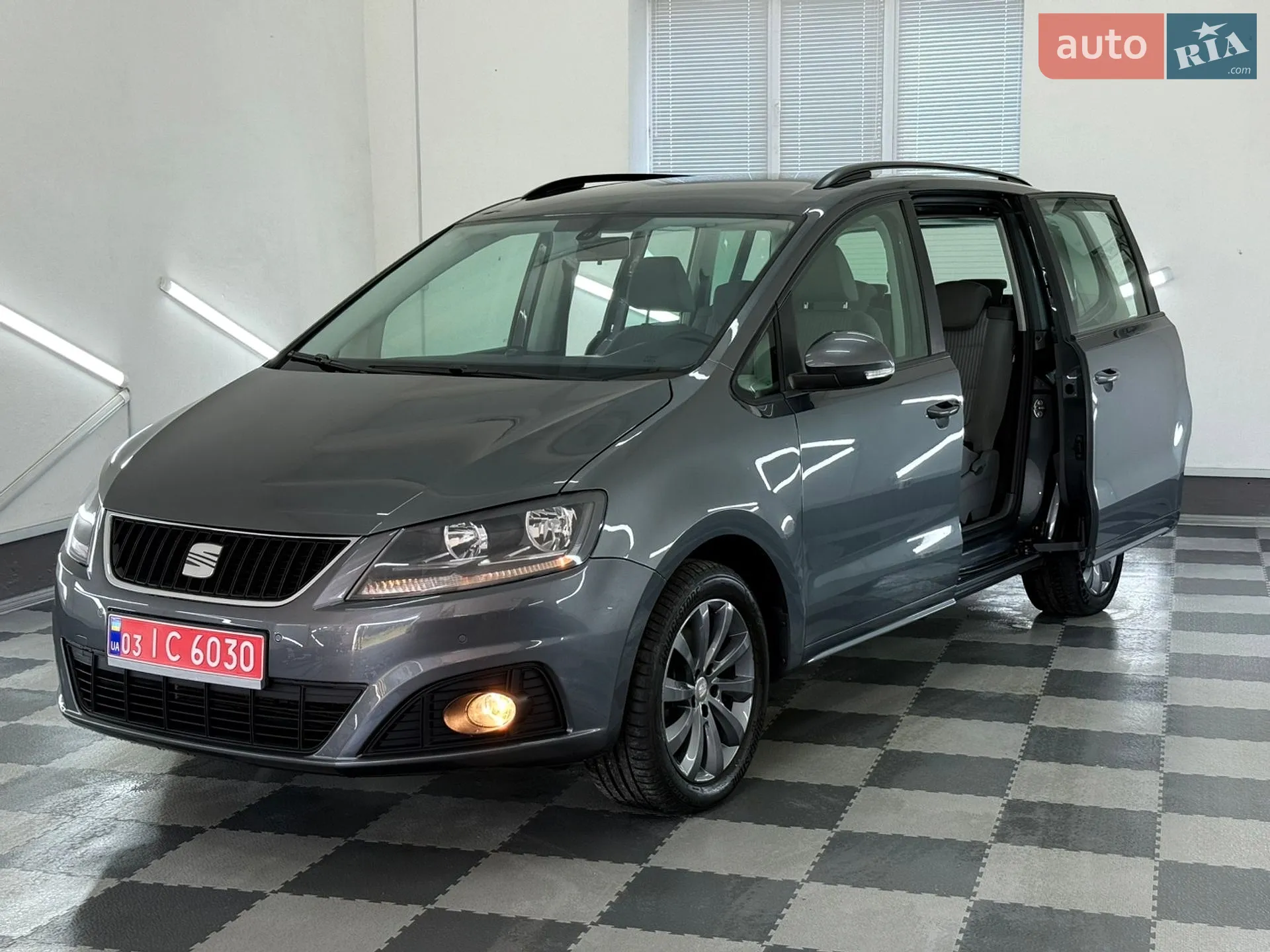 2013 SEAT Alhambra - мініатюра 4
