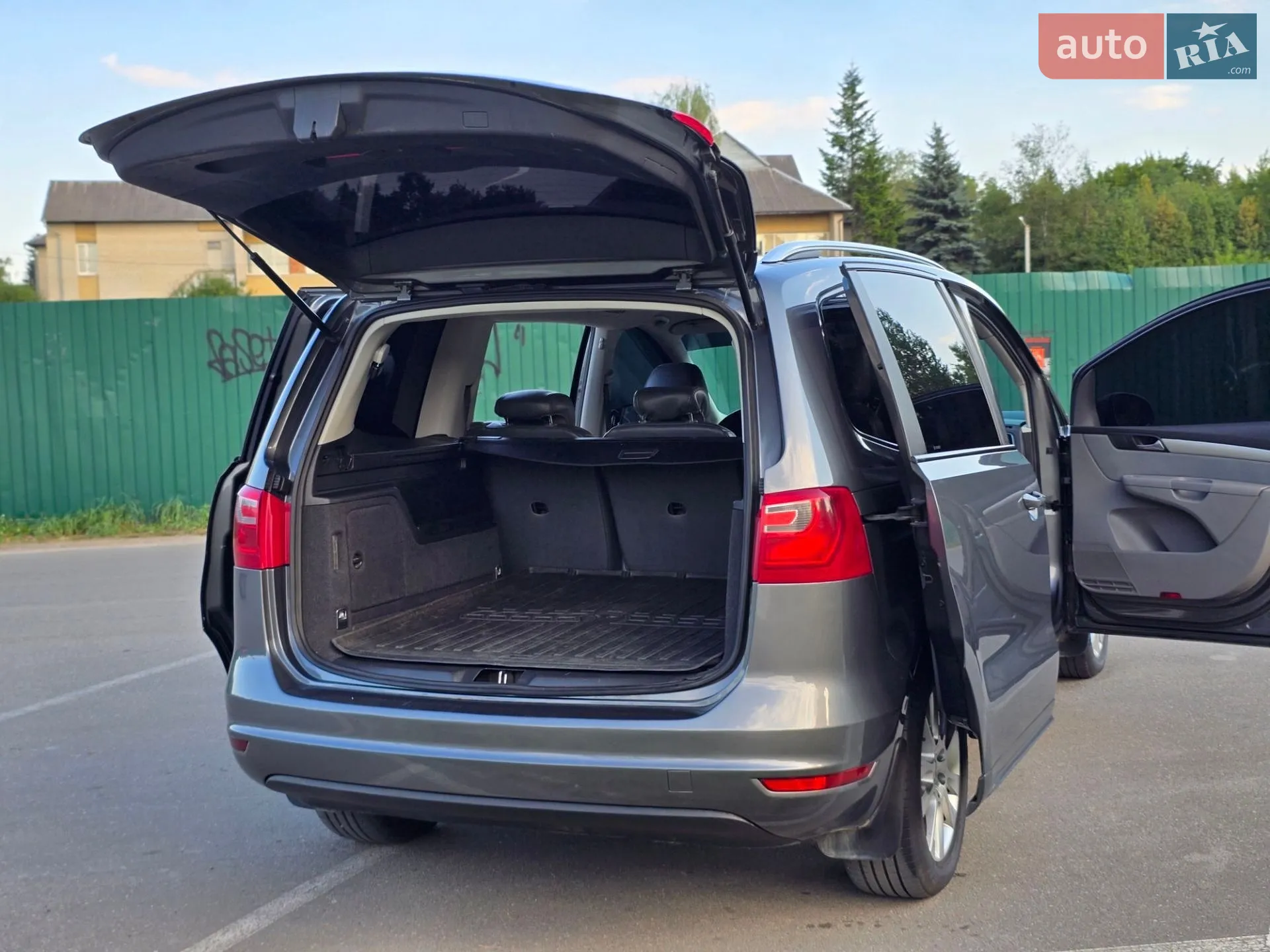 2011 SEAT Alhambra - мініатюра 12
