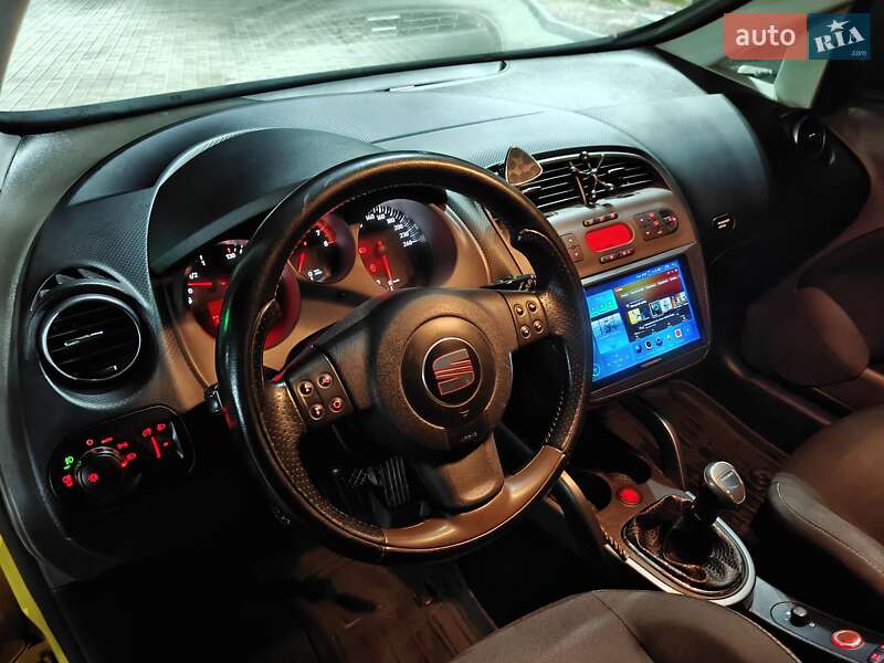 Позашляховик / Кросовер SEAT Altea Freetrack 2008 в Звягелі