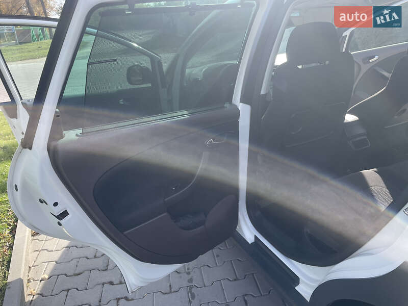 Внедорожник / Кроссовер SEAT Altea Freetrack 2008 в Кицмани фото 17 Внедорожник / Кроссовер SEAT Altea Freetrack 2008 в Кицмани