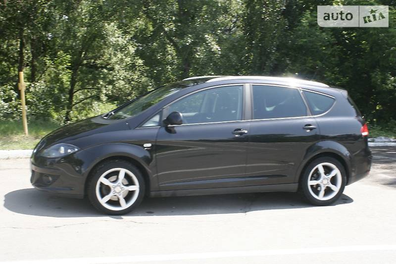 Хэтчбек SEAT Altea XL 2007 в Киеве