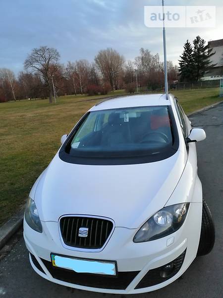 Хетчбек SEAT Altea XL 2010 в Львові