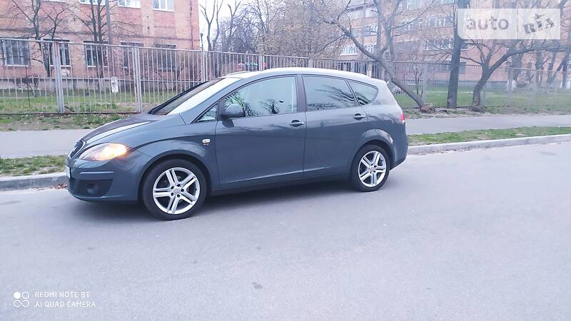 Мінівен SEAT Altea XL 2009 в Києві