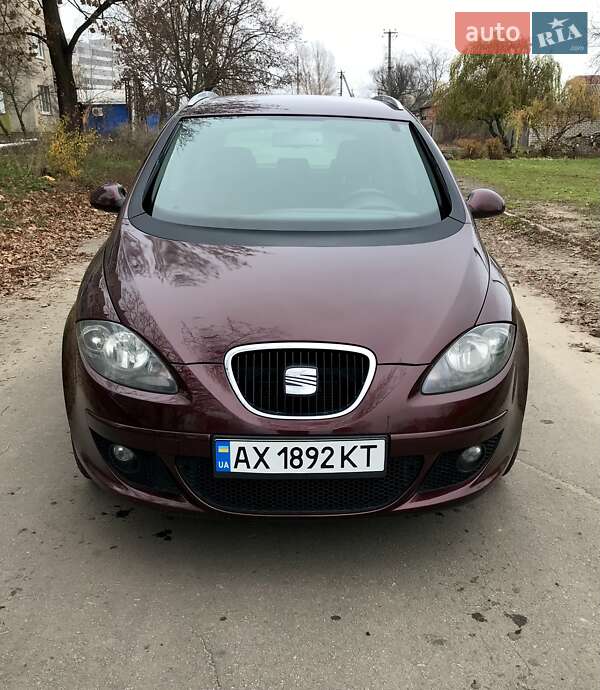 Универсал SEAT Altea XL 2008 в Чугуеве