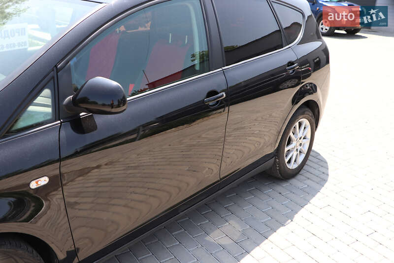 Минивэн SEAT Altea XL 2014 в Новоселице