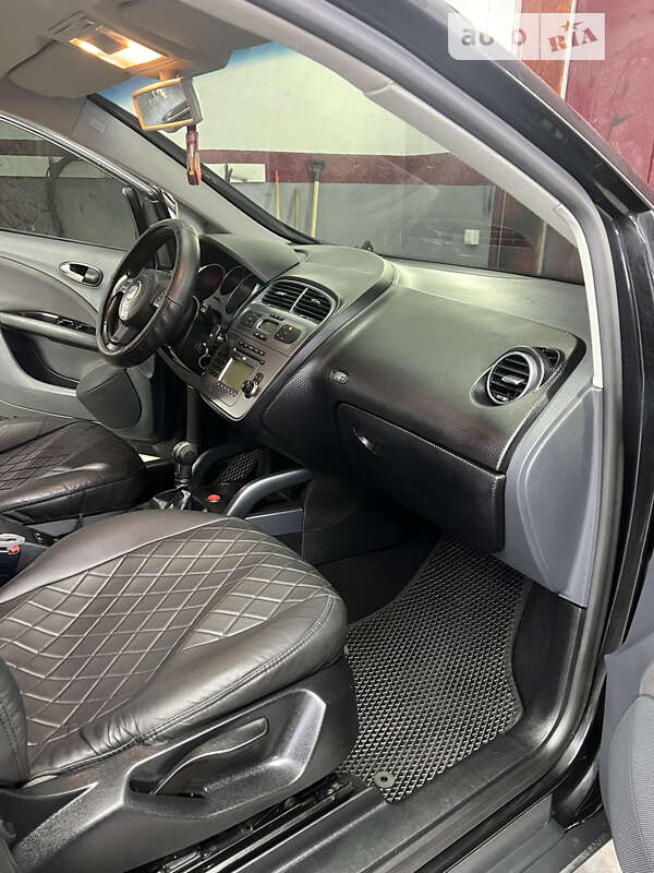 Минивэн SEAT Altea XL 2008 в Виннице