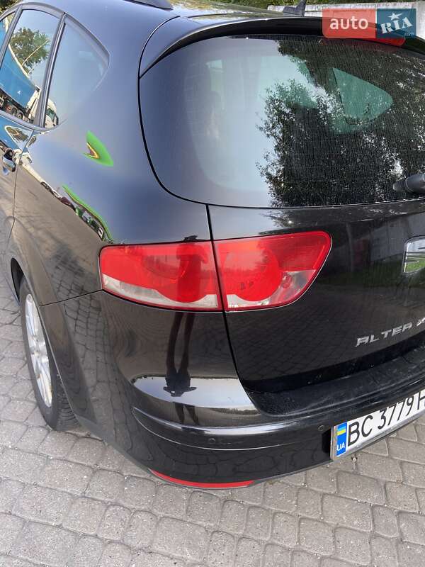 Минивэн SEAT Altea XL 2015 в Мостиске