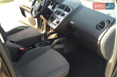 Минивэн SEAT Altea XL 2010 в 