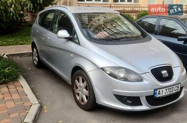 Минивэн SEAT Altea XL 2008 в Вишневом