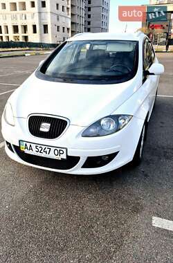 Минивэн SEAT Altea XL 2008 в Буче