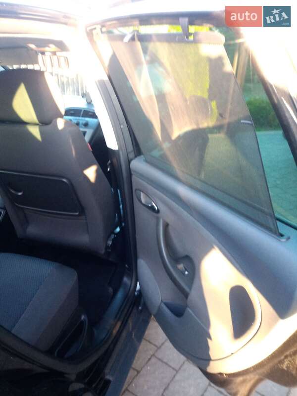 Минивэн SEAT Altea XL 2008 в Брошневе