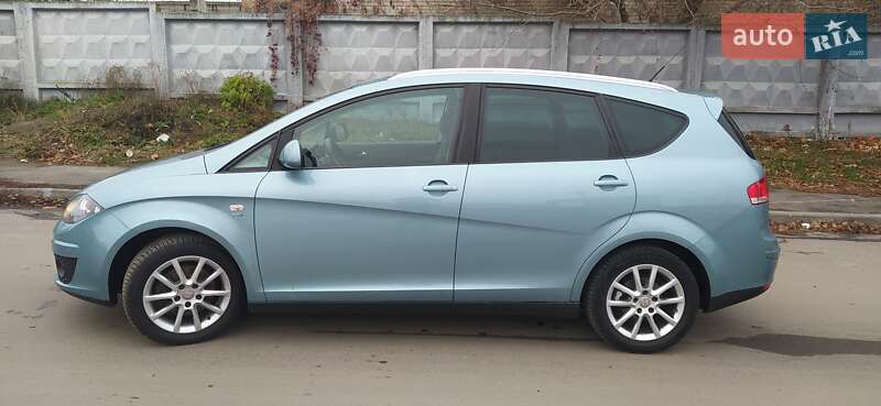 Минивэн SEAT Altea XL 2009 в Луцке