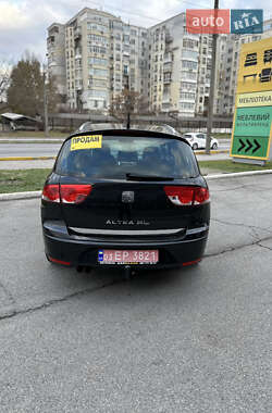 Минивэн SEAT Altea XL 2010 в 