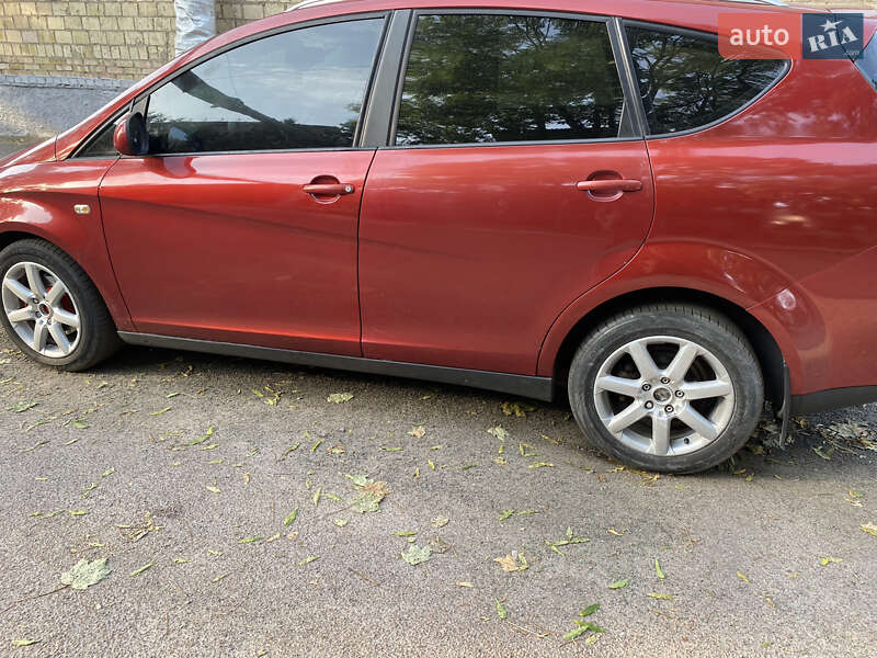 Минивэн SEAT Altea XL 2007 в Радомышле фото 3 Минивэн SEAT Altea XL 2007 в Радомышле