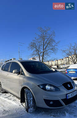 Минивэн SEAT Altea XL 2010 в Киеве