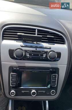Минивэн SEAT Altea XL 2012 в 