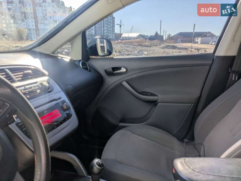 Минивэн SEAT Altea XL 2009 в Калуше