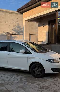 Мінівен SEAT Altea XL 2015 в 