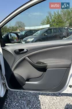 Минивэн SEAT Altea XL 2009 в 