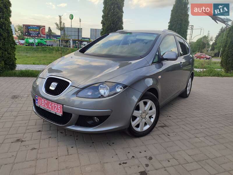 Минивэн SEAT Altea XL 2009 в 