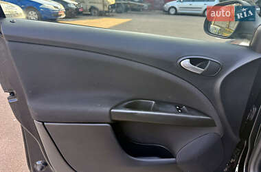 Мінівен SEAT Altea XL 2011 в 