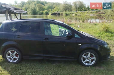 Минивэн SEAT Altea XL 2010 в 