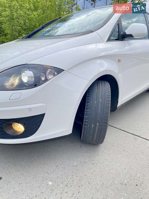 Хетчбек SEAT Altea XL 2016 в Житомирі