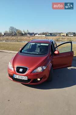 Минивэн SEAT Altea XL 2008 в 