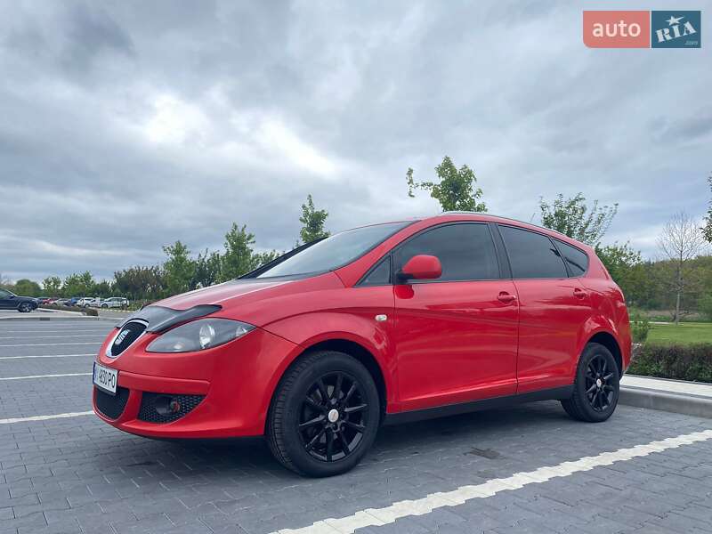 Минивэн SEAT Altea XL 2010 в Ирпене