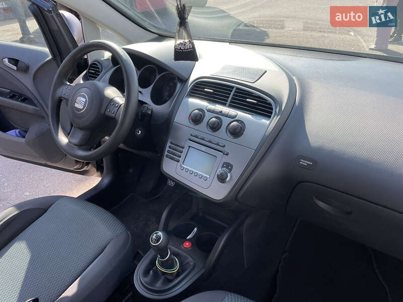 Мінівен SEAT Altea XL 2008 в Козелеці