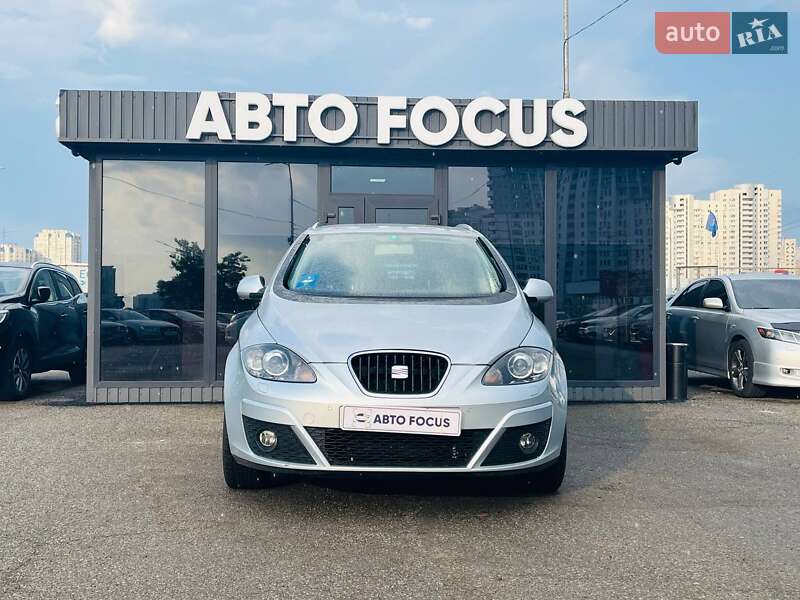Минивэн SEAT Altea XL 2010 в Киеве