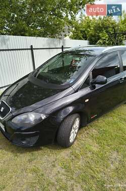 Минивэн SEAT Altea XL 2012 в 